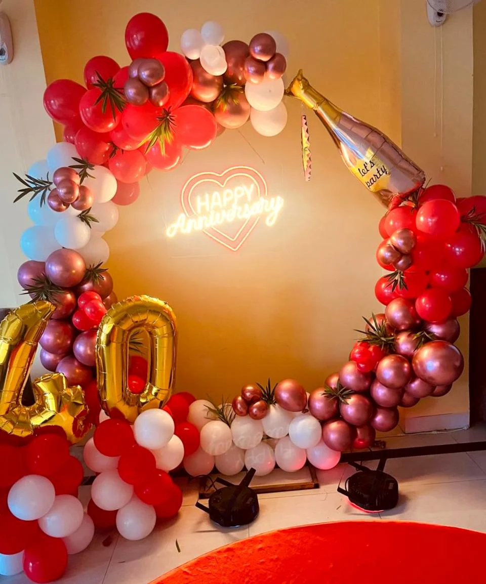 Absolute Happy Anniversary Balloon Decoration