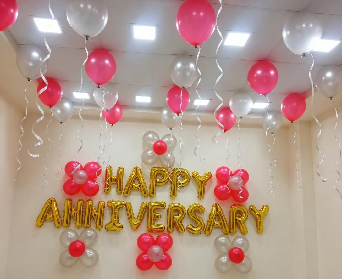 Anniversary Surprise Decoration