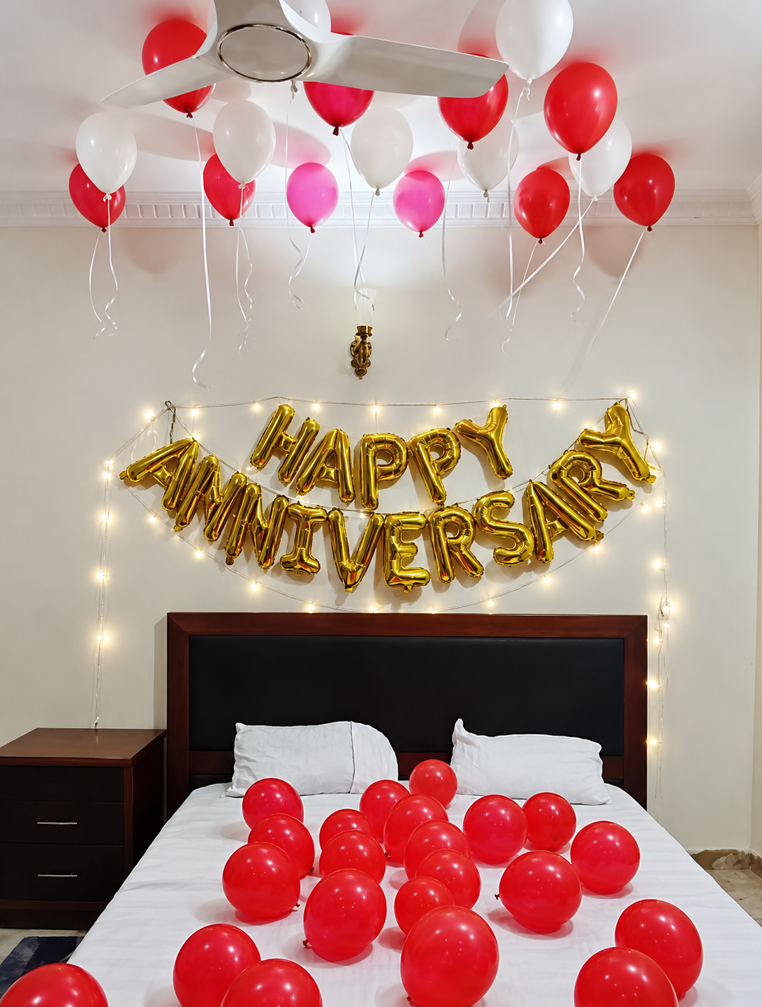 Red & White Happy Anniversary Room Decoration – Hyderabad