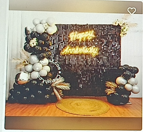 Shimmery Stylish Golden Anniversary Decor