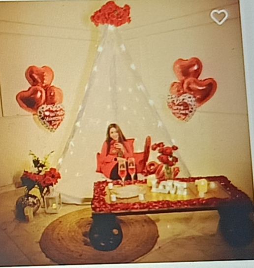 Love Canopy Romance Setup