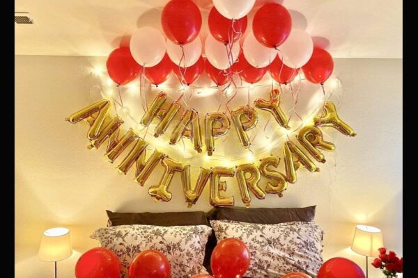 Golden Sky Anniversary Decor - Image 4